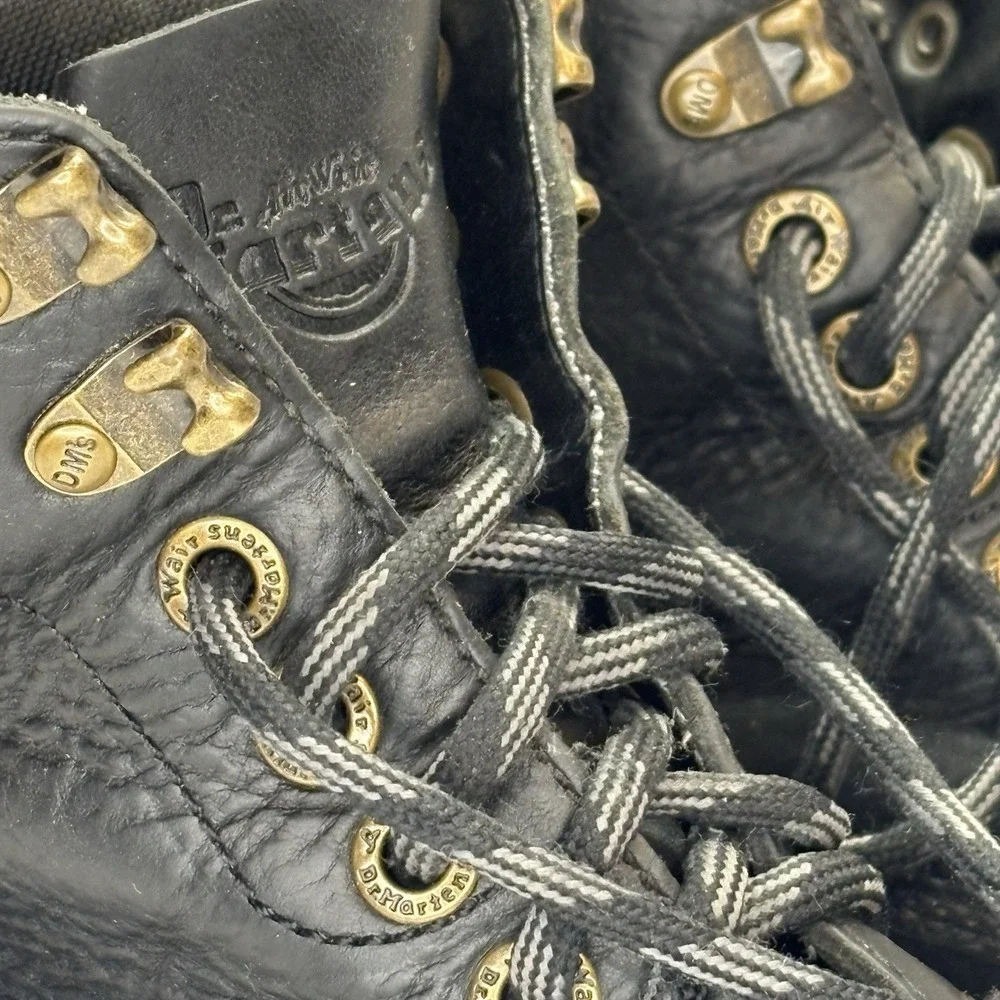 Dr. Martens excellent preowned